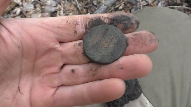 ЗАРАБОТОК НА КОПЕ!!!!КОП МЕТАЛЛА ВОЗЛЕ СОВЕТСКОГО ФУНДАМЕНТА!!!КРУПНЫЙ МЕТАЛЛ!! смотреть онлайн