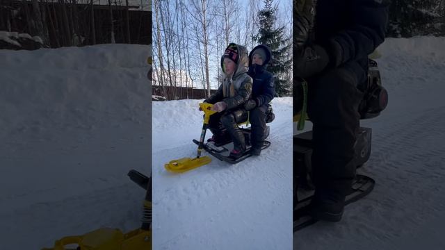 НЕ ДЕТСКИЙ СНЕГОКАТ с МОТОРОМ #мотоснегокат #гусеничныймодуль