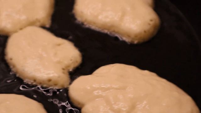 Попробуйте рецепт☝️БЕЗ ДРОЖЖЕЙ ‼️Пышные оладьи на кефире. Приятного просмотра. смотреть онлайн