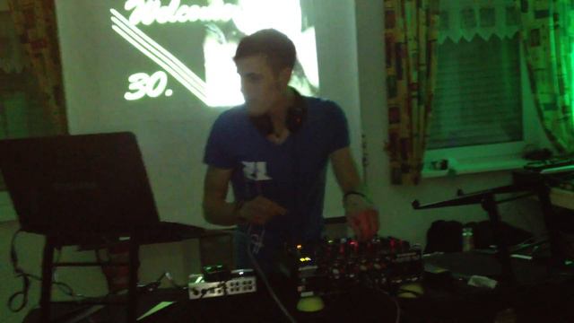 Thomas Finger @ Tobi Rehms 30ten Geburtstag смотреть онлайн