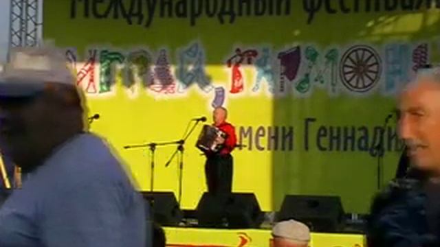 Ф-ль "Играй, гармонь!" Мой "Омск" смотреть онлайн