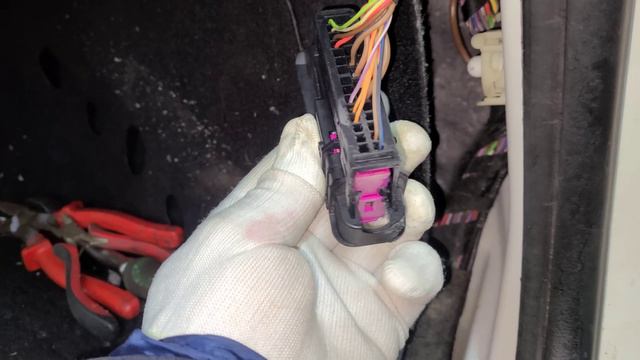 Чем очистить контакты авто проводки от окисления? Просто спасаем топляка IAAI. VW JETTA USA 6 2012 смотреть онлайн