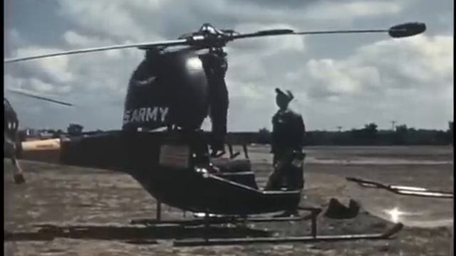 Fun with Big and Little Helicopters смотреть онлайн