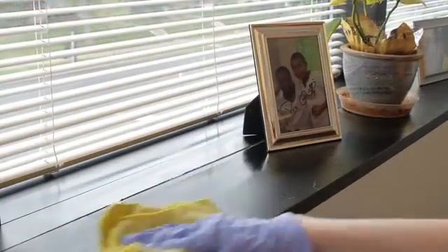 How To Clean An Office Professionally - Office Cleaning Janitorial Training Video смотреть онлайн