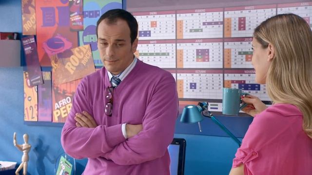 Виолетта 3 - Эпизод 32-33 - Григорио просит Анджи помочь в Студии - смотреть онлайн