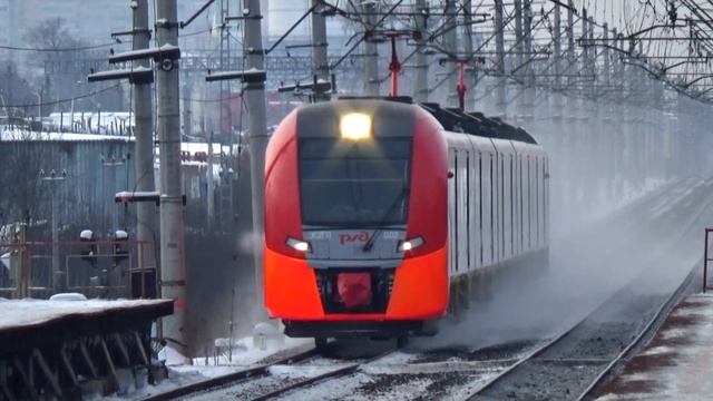Скоростной электропоезд ЭС2ГП-002 "Ласточка-Премиум" №838 "Москва - Иваново" смотреть онлайн