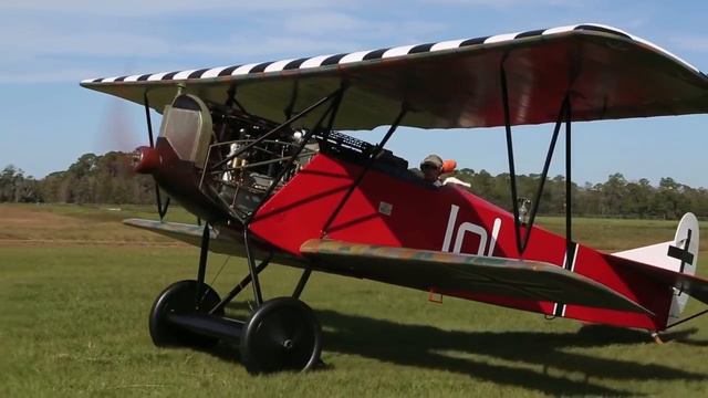 Fokker D-VII - Start Up and Taxi Run - Kermit Weeks смотреть онлайн