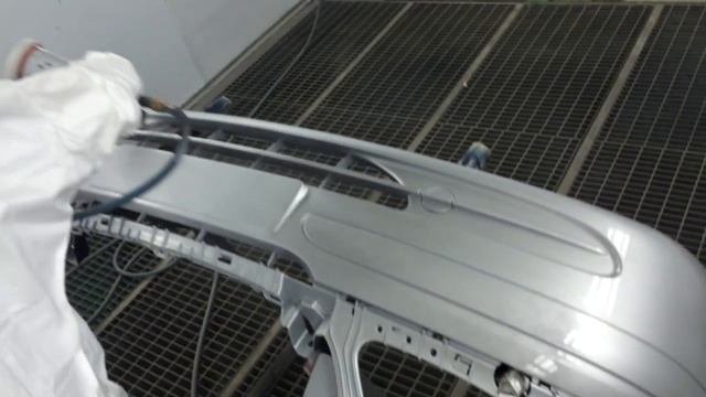 Нанесение первого слоя краски смотреть онлайн