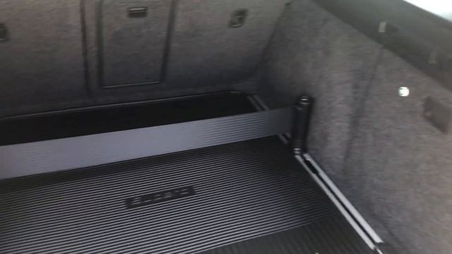 201313 SKODA Superb 1 8 TSI Elegance 4WD