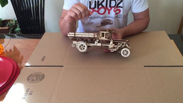 UGears Truck UGM-11 Mechanical Model Operation by Ukidz Toys смотреть онлайн