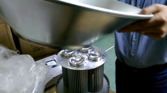 Светодиодный промышленный светильник 200 вт "Колокол" (High Bay) смотреть онлайн