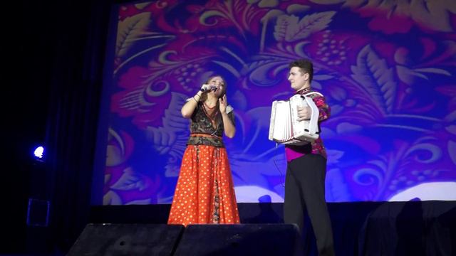 Марина Девятова."Огней так много золотых" Обнинск 08.03.2015 смотреть онлайн