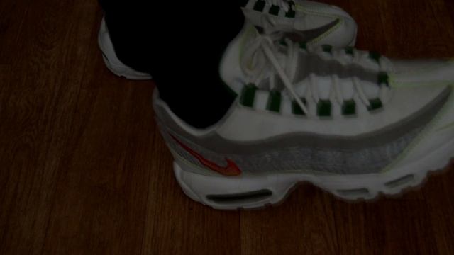 AIR MAX - СИЛА!//ОБЗОР NIKE AIR MAX 95 NRG смотреть онлайн