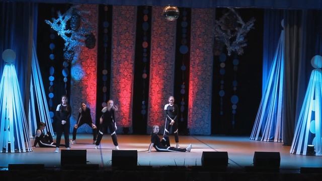 Accent dance - TheMoveCrew смотреть онлайн