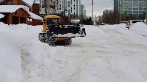 ДТ-75 ?- - - ОН  СПРАВИЛСЯ!!! ??наш трудяга))) грандиозная уборка снега в поселке)))❄️❄️❄️