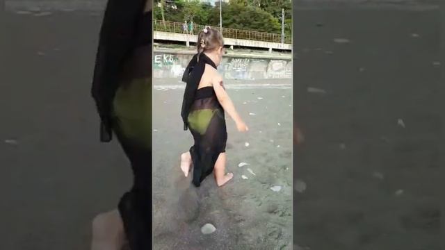 #видеодлядетей/Смешное видео/ Приколы #детские #танцы #Софико /Видеоприколы/ #ябогинядискотеки #сме смотреть онлайн