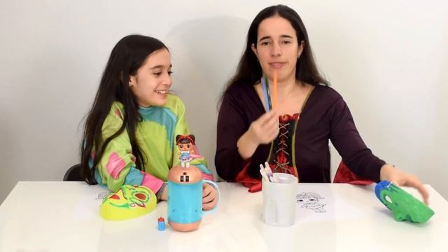 COLORINDO COM 3 CORES MÁGICAS ★ LOL Surprise UNDERWRAPS Série Eye Spy | 3 MARKER CHALLENGE com Mamã смотреть онлайн