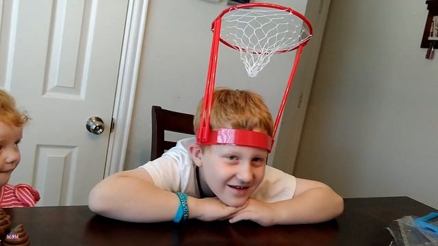 Pemalin Poop Emoji Throw Basketball Headband Game Review смотреть онлайн