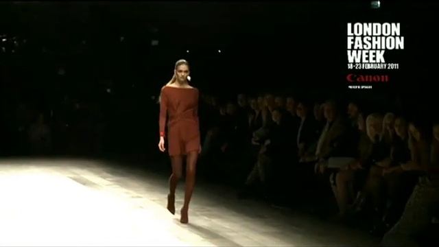 Issa London - Autumn/Winter 2011-2012 Ready-to-Wear Fashion Show, LFW смотреть онлайн