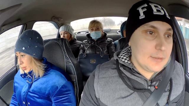 БЕРУ РУКУ РАБОТАЮ ОТ БОРТА БОМБИЛА ПОДВОЖУ С ОСТАНОВКИ МАРШРУТОК К МЕТРО СТОЮ НА ТОЧКЕ ТАКСИ ХАРЬКО