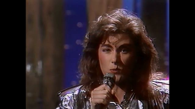 Laura Branigan - Self Control Live The Tonight Show 1984 смотреть онлайн