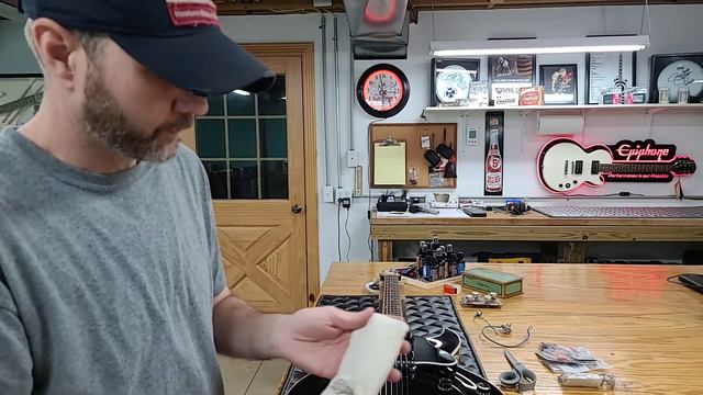 New parts and new hole in my Gibson Guitar! смотреть онлайн