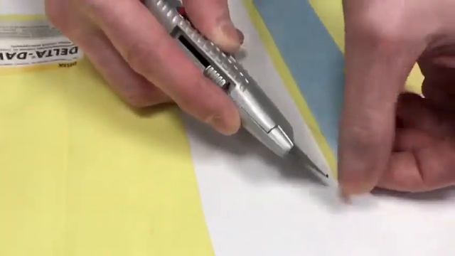 Проклейка нахлестов пароизоляции DELTA-DAWI GP двусторонней клеящей лентой DELTA DUO TAPE D 38. смотреть онлайн