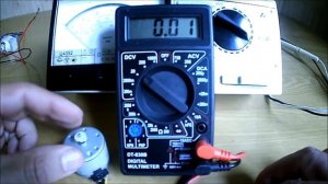 Моторчик как генератор постоянного тока.