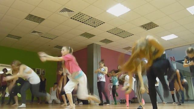 Мастер класс Анжела Карасева.Студия танца Пару-па.(Контемп) смотреть онлайн