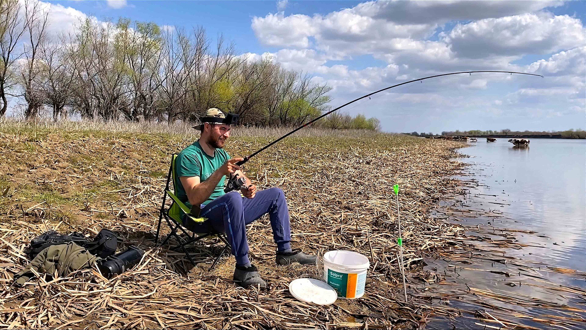 ЛОВЛЯ ВОБЛЫ НА РЕКЕ САРБАЙ. РАННИЙ ПАВОДОК. Астраханская область 2023. смотреть онлайн