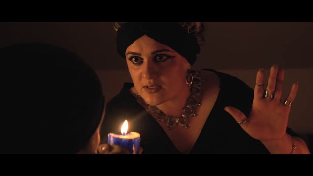 Я ЗНАЮ ГДЕ ТЫ ОДЕВАЕШЬСЯ ЭТИМ ЛЕТОМ! смотреть онлайн