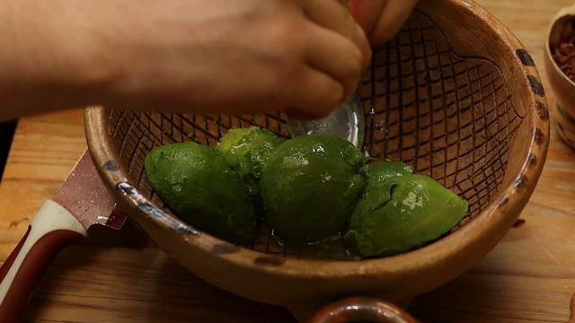 TLAYUDA, La Mejor Comida Callejera de Latinoamérica? | TEOSINTE смотреть онлайн
