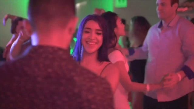 Skyspace Los Angeles Bachata in the Sky смотреть онлайн