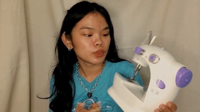 PORTABLE SEWING MACHINE for only 255 php (cheapest on shopee) | Trizhia Alvez смотреть онлайн