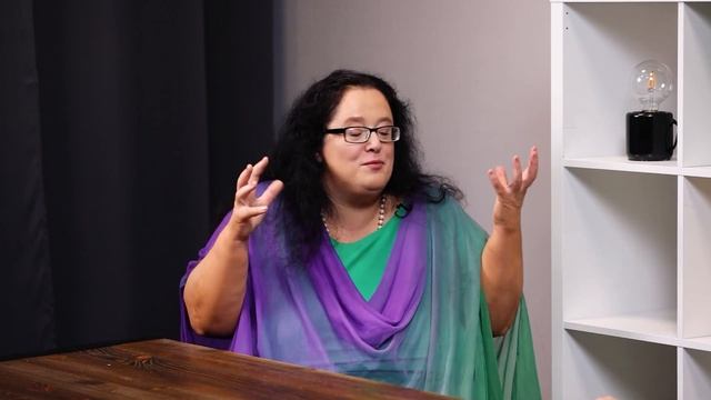 Ксения Жарко: «В сложные времена сердце будет отдано оперетте» // Molto Bene смотреть онлайн