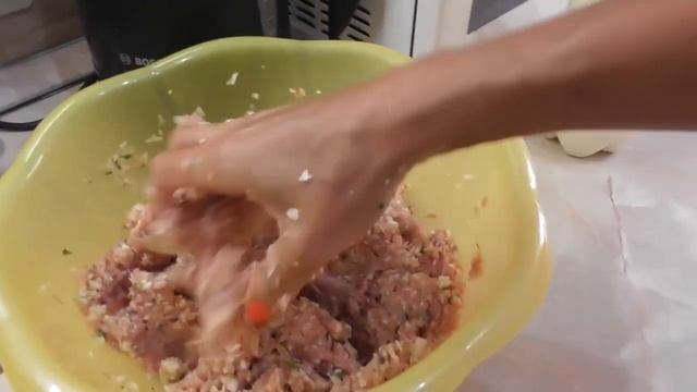 КОТЛЕТЫ СОЧНЫЕ С КАПУСТОЙ ! Секрет во вкусе ! смотреть онлайн