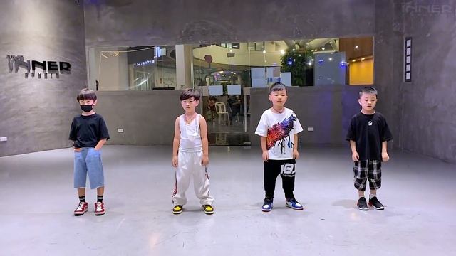 INNER KIDS I AYY MACARENA - TYGA смотреть онлайн