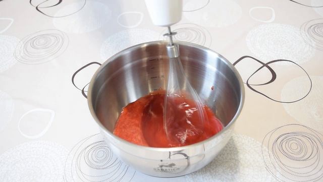 Домашний клубничный зефир из свежей клубники / Strawberry marshmallows смотреть онлайн