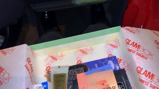 Glambox #9 (сентябрь). Девиз коробки - Обнять и плакать. смотреть онлайн