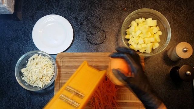 КАК ИТАЛЬЯНЦЫ ЭТО ЕДЯТ! ? Суп Итальянский с куриными потрошками! смотреть онлайн