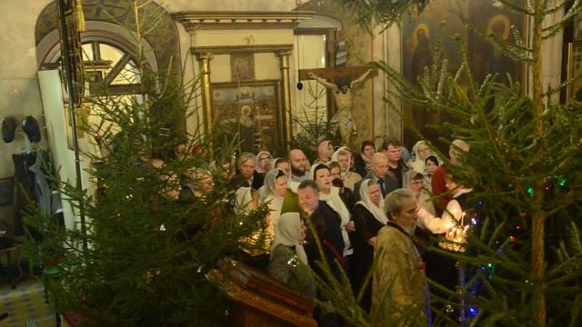 Торжественное богослужение в праздник Рождества Господа Бога и Спаса нашего Иисуса Христа смотреть онлайн