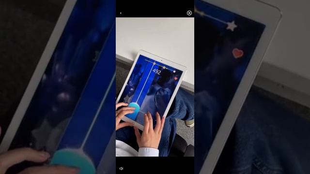 играем в бутылку и рассказываю разные факты