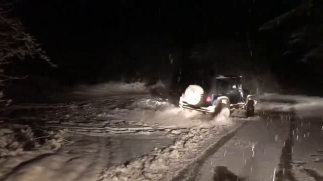 Detroit Truetrac test on TJ wrangler ! Donuts in the snow ! JEEP смотреть онлайн