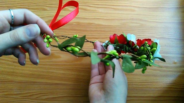 Віночок до вишиванки (з червоними маками) смотреть онлайн
