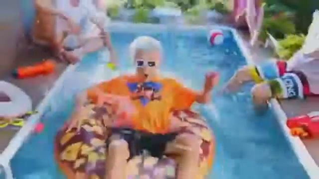 Снежок Смешные Моменты Влад А4 Реклама HALLS! смотреть онлайн