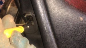 Как снять дверные обшивки Mercedes-Benz W210