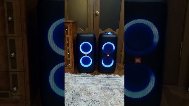 Пара JBL PartyBox 310 смотреть онлайн