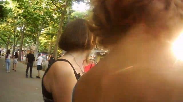 ВЛОГ: КУПАЮСЬ В ФОНТАНЕ/ ТАНЦУЮТ ВСЕ/ УПАЛ С КАЛЯСКИ смотреть онлайн