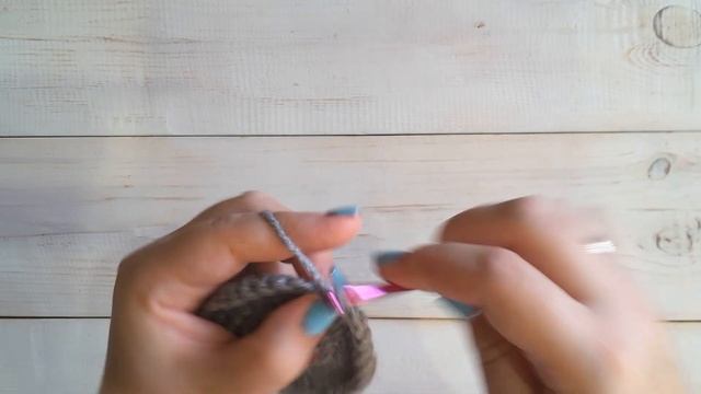 Шапка мышка крючком к Новому году смотреть онлайн