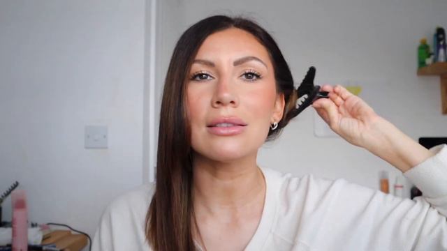 Watch this before you get the Dyson Straighteners смотреть онлайн